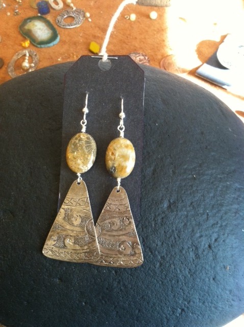 Dody's tray and fossil bead earrings #423