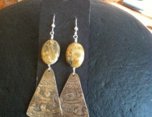 Dody’s tray and fossil bead earrings #423