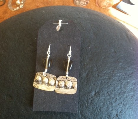 Dody's tray and smoky bead earrings #431